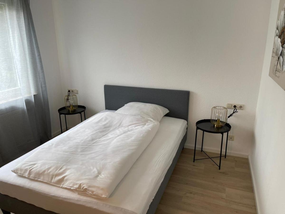 1 Bett Zimmer In Ehemaligen Hotel Siegen Buitenkant foto